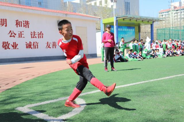 巴萨主席：对欧冠很愤怒 接下去巴萨的目标是西甲